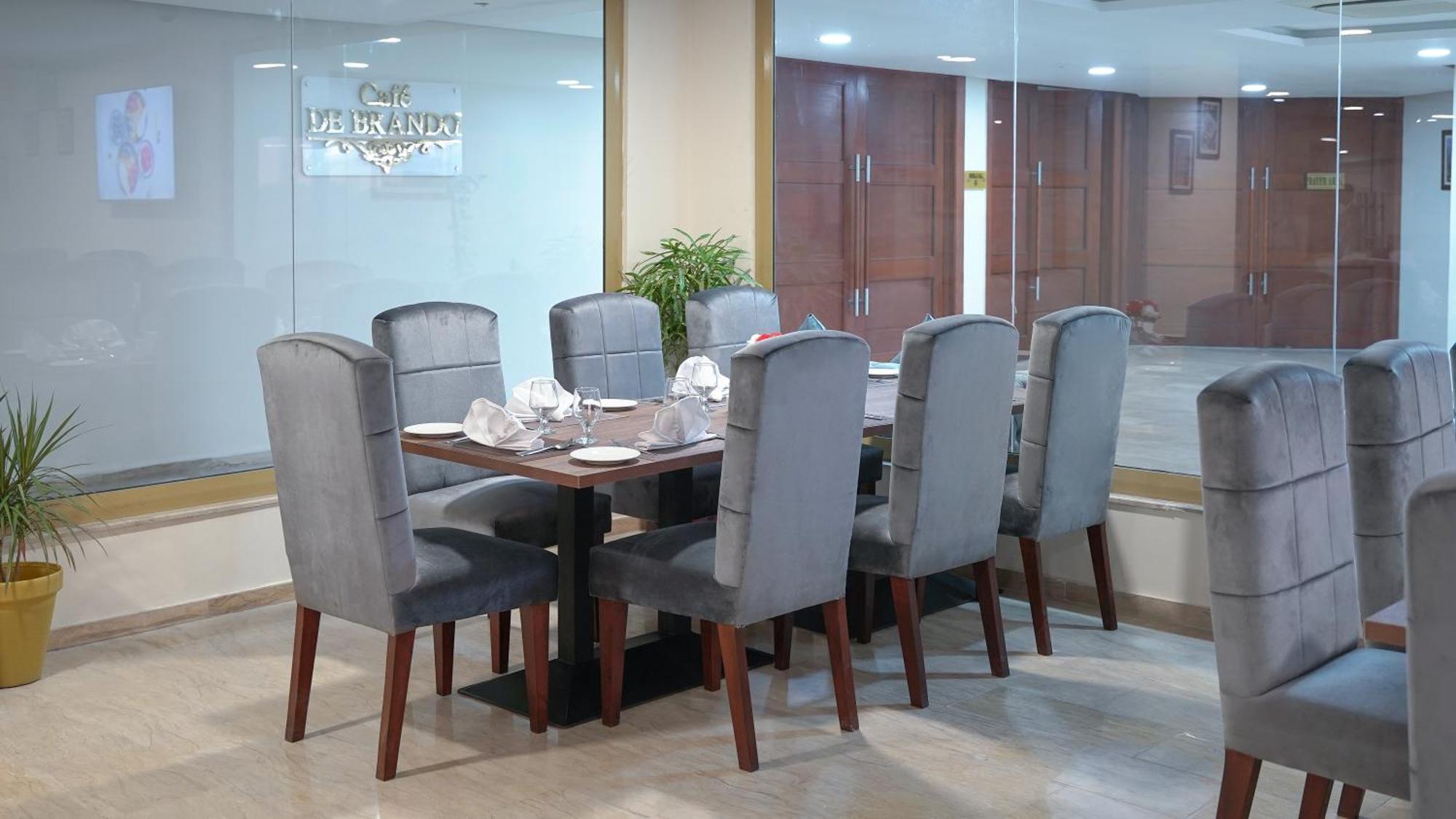 Faletti'S Express- Shimla Hill Lahore Bagian luar foto