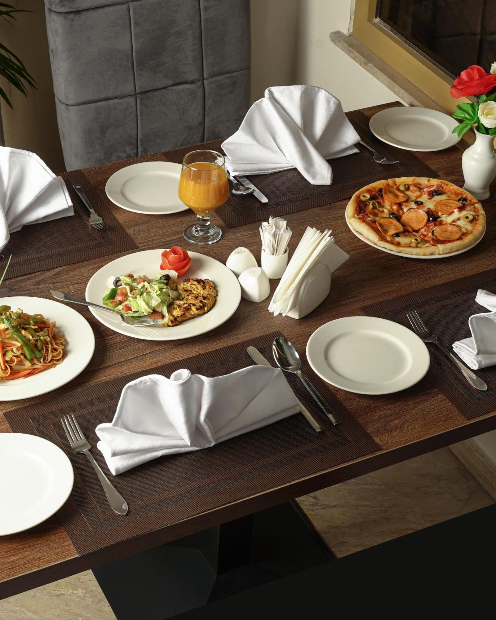 Faletti'S Express- Shimla Hill Lahore Bagian luar foto